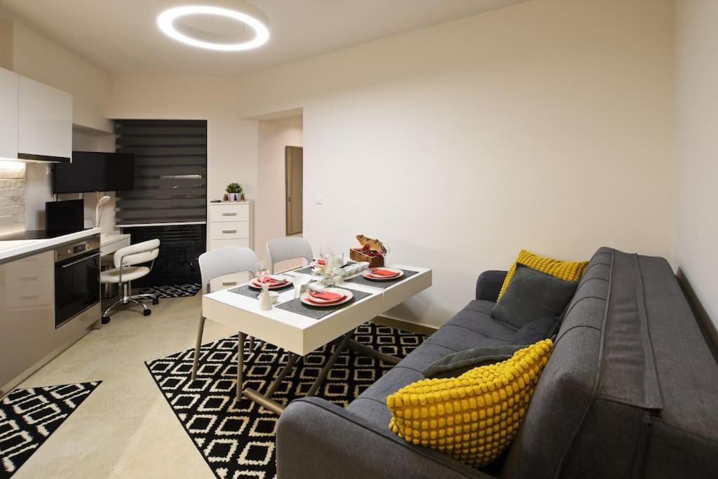 Uni Cozy City Apartment Rhodes City Exterior foto